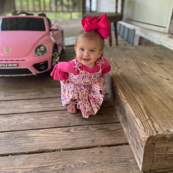 Meet Your Posher! - Picture 6 of 16